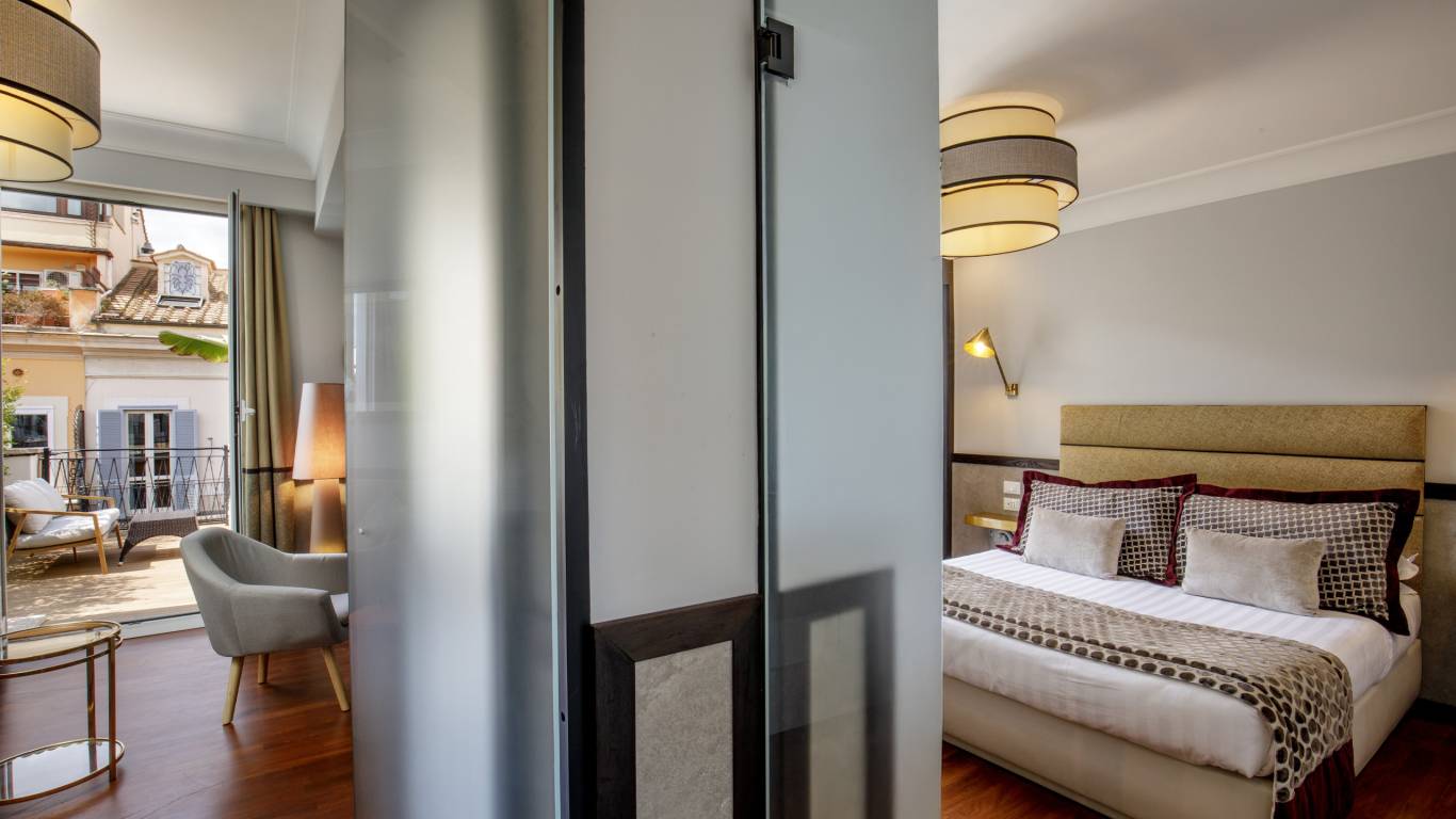 Relais-Luxury-Corso-suite-terrazza-roma-foto