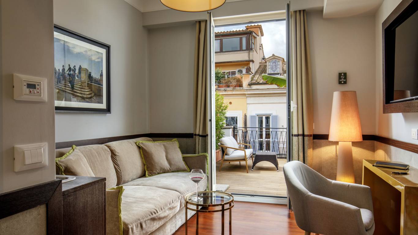 Relais-Luxury-Corso-suite-terrazza-roma-foto