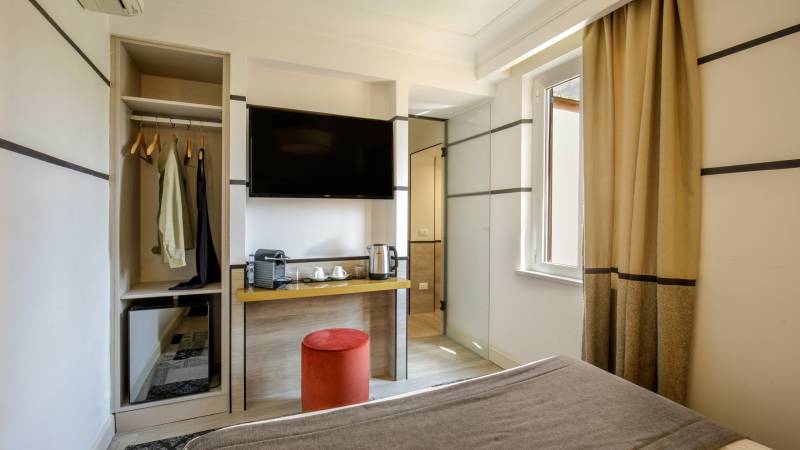 Relais-Luxury-Corso-junior-suite-camera-roma-foto